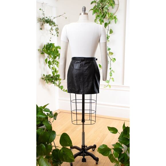 Vintage 2000s Y2K WILSONS Black Leather Micro Mini Skirt with Belt - Picture 4 of 9
